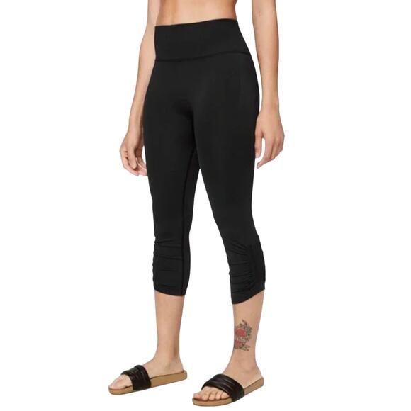 Lululemon Ebb to Street Crop 21" Leggings Ruched Sides Size 6 - Picture 1 of 6